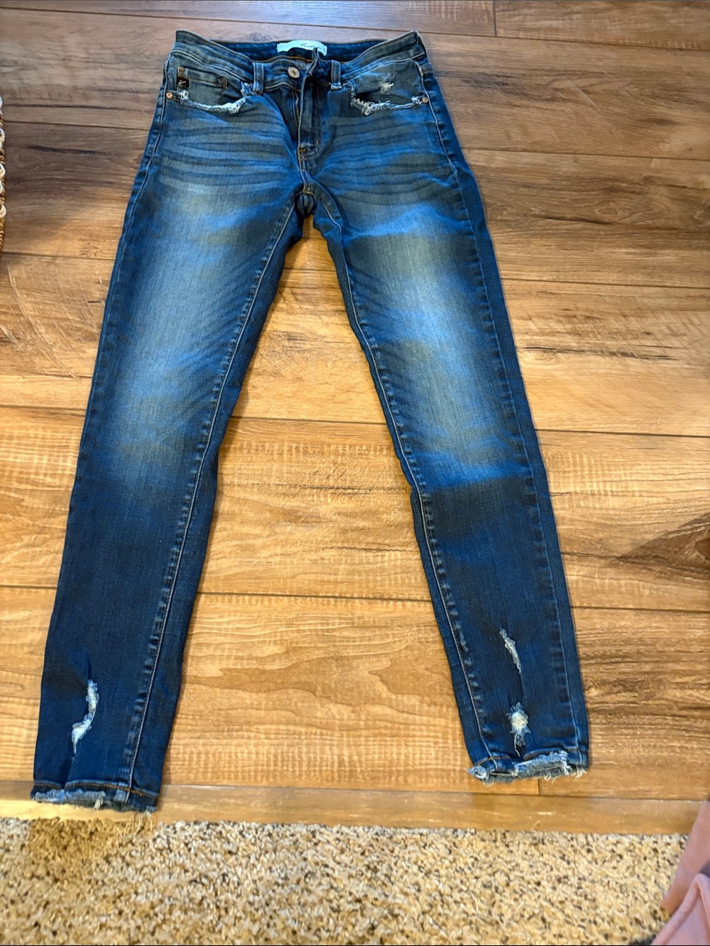 Women’s Dark Blue Distressed Skinny Jeans